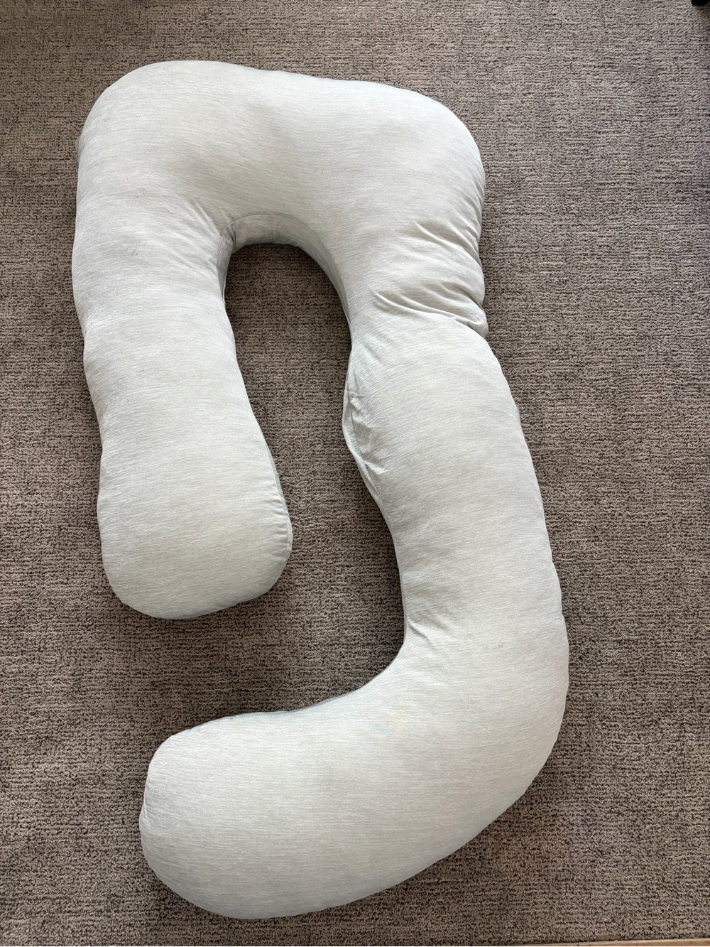 Supportive U-Shaped Full-Body Pillow - Cream